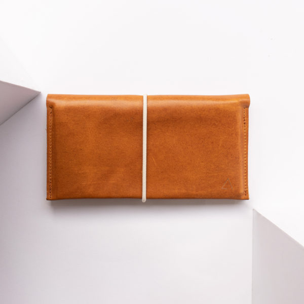 Wallet OLI XLARGE made of sustainable natural leather in cognac oiled with cream closure strap
