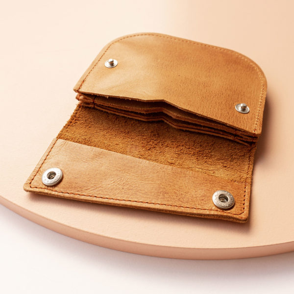 Purse UNA in cagnac oiled sustainable natural leather
