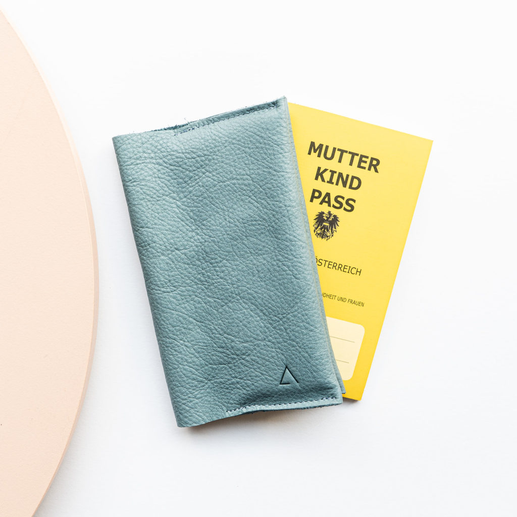 Mother and child passport cover EVE Austria natural leather in light blue with discreet logo embossing