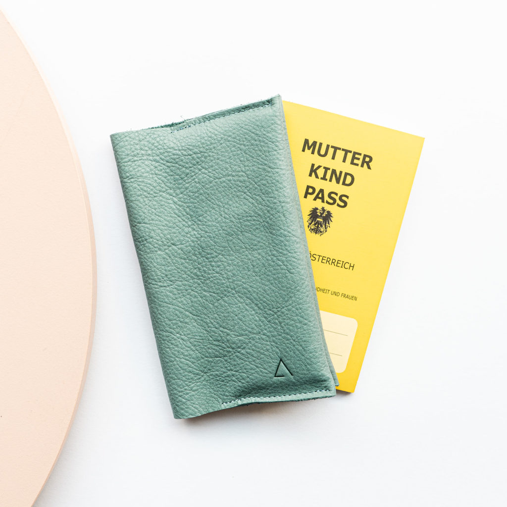 Mother and child passport cover EVE Austria natural leather in mint with subtle logo embossing